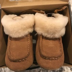 Infant uggs